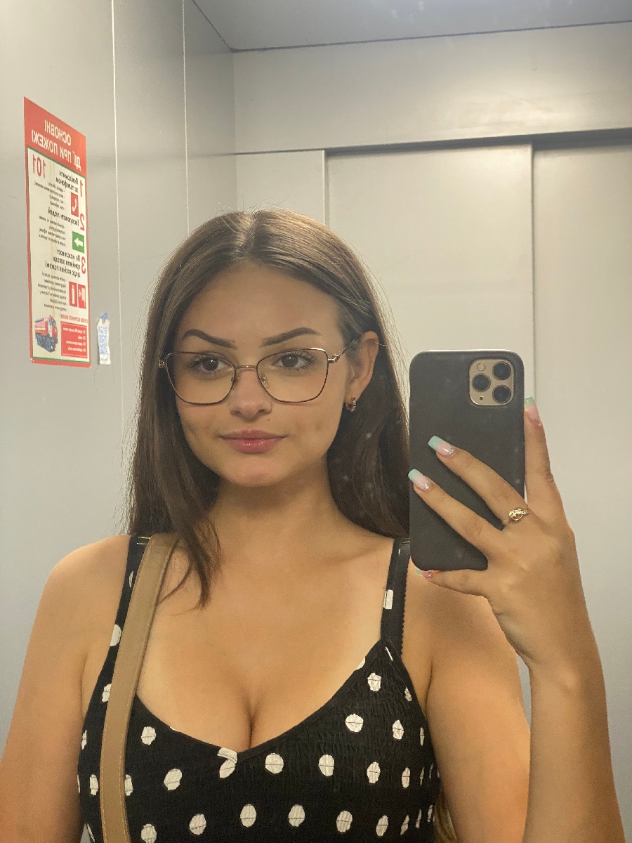 Sexy model Stacy in Zaporozhye